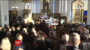 Перша жертва берлінського теракту: Польща попрощалася зі своїм героєм Лукашем Урбаном