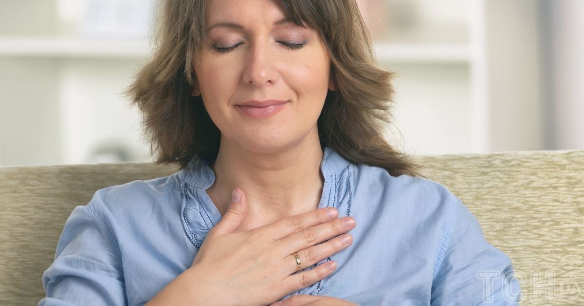 Легкі вправи перед сном, які допоможуть швидко заснути