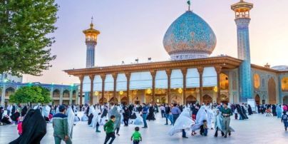 Неизвестные устроили побоище в одной из величайших святынь Ирана: полтора десятка погибших (видео)
