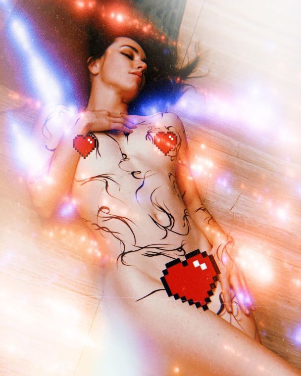  / © instagram.com/grimes