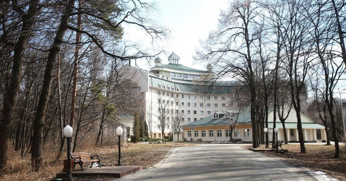 Зеленський підписав указ щодо доступності елітної лікарні "Феофанія" для всіх українців