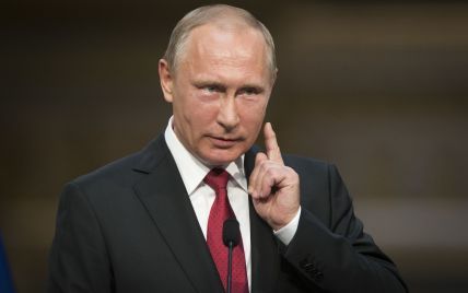 "Придется поверить на слово": Путин отказался вакцинироваться публично