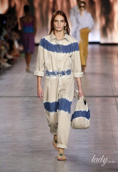 Коллекция Alberta Ferretti прет-а-порте сезона весна-лето 2020 / © East News