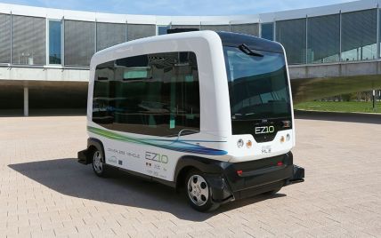 В Нидерландах запустили первый беспилотный электроавтобус