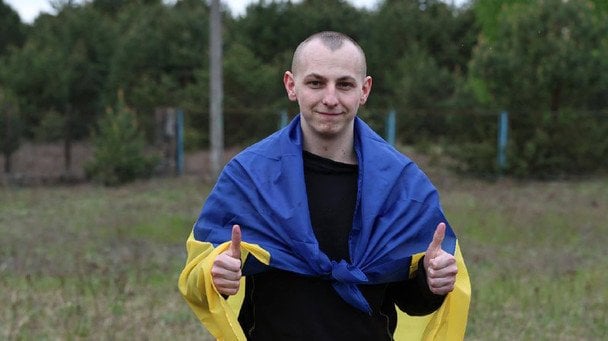З російського полону повернулось 205 захисників України: всі фото, відео звільнених (оновлено) 8 Обмін полоненими 6 травня / © Володимир Зеленський