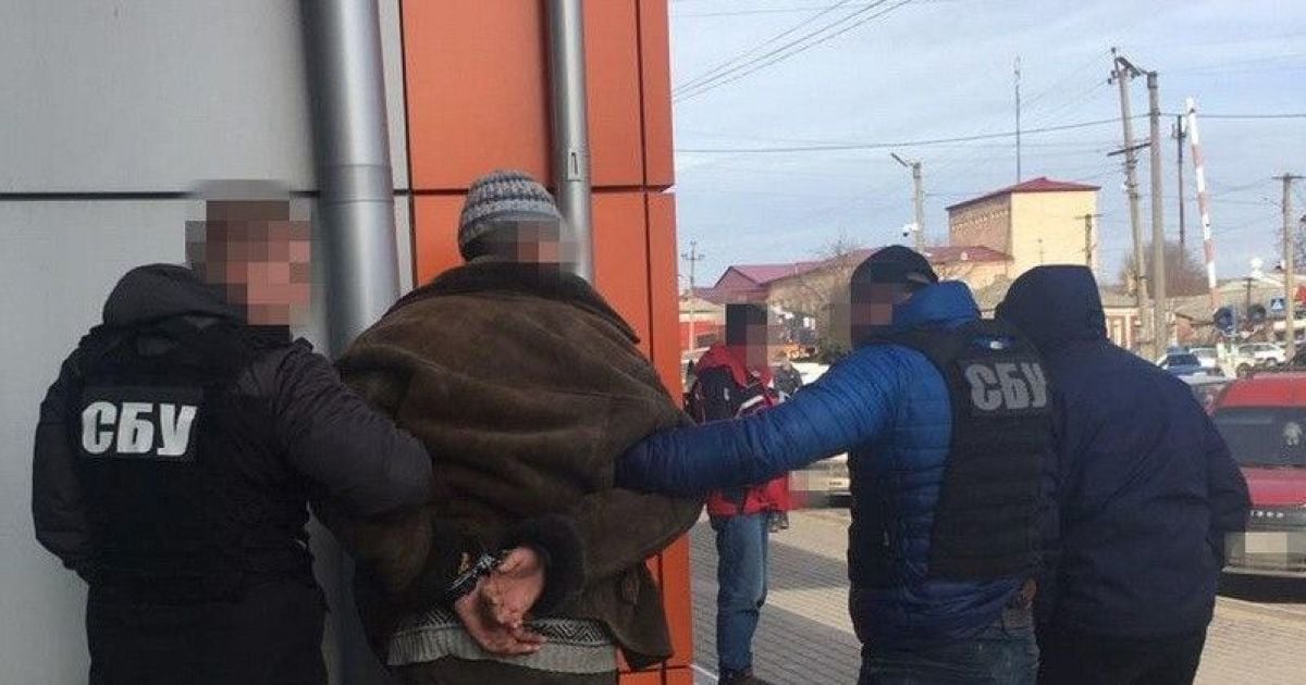 Співробітницю Академії СБУ "замовив" колишній чоловік. Силовики запобігли вбивству