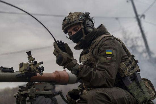 Новий пакет допомоги від США та важкі бої під Бахмутом: головні новини ночі 9 грудня 2022