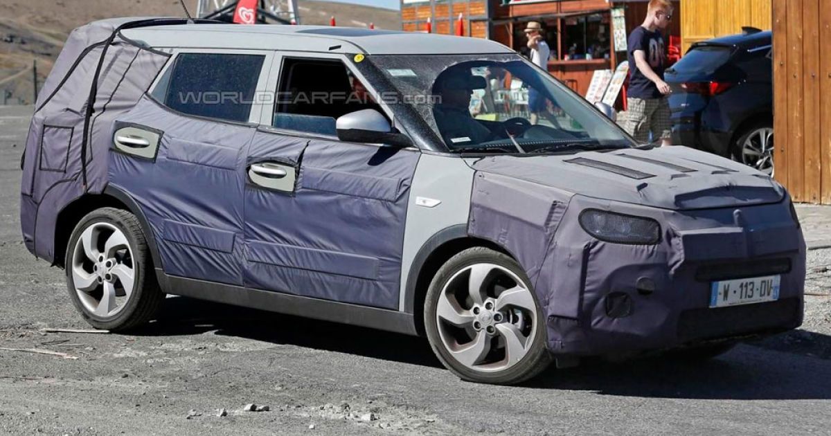SsangYong тестирует семиместный кроссовер Tivoli