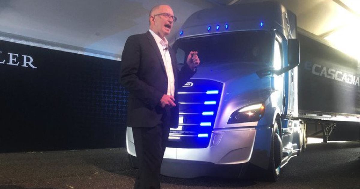 Daimler выпустит электрического соперника Tesla Semi