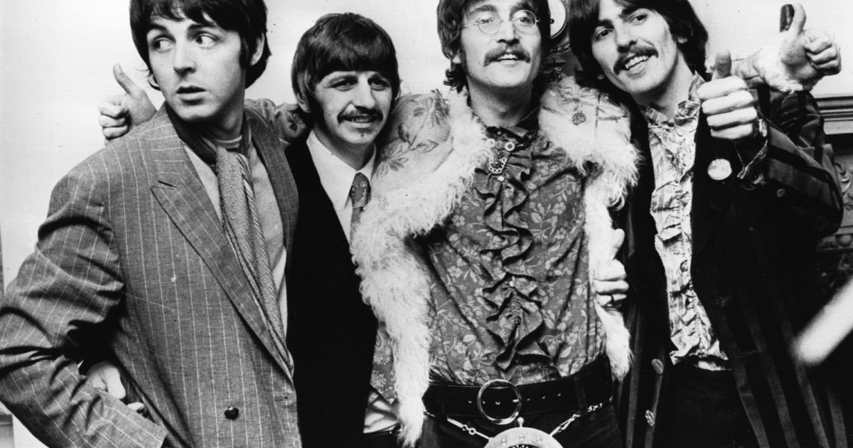 Умер продюсер, открывший группу The Beatles