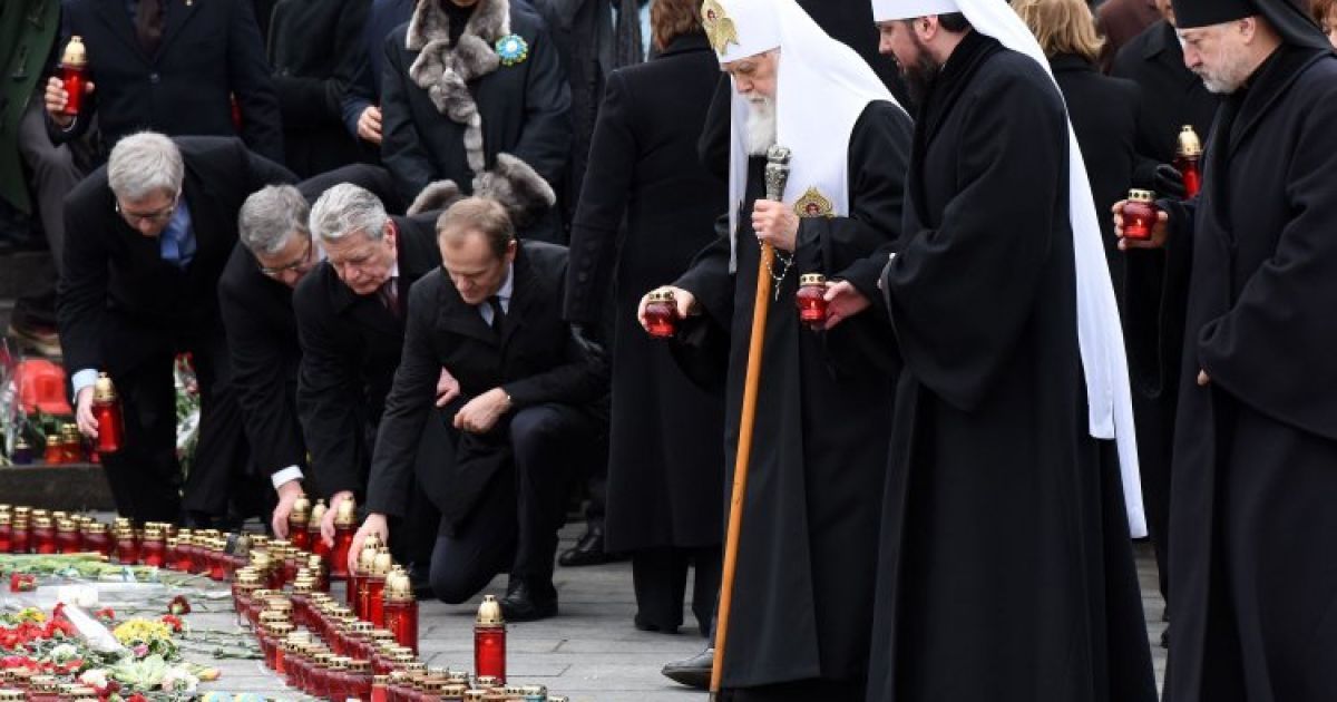 Марш Достоинства в Киеве 22 февраля / © УНІАН