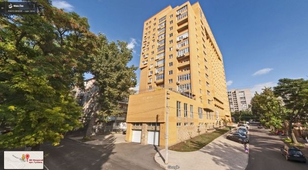 Квартирой в этом доме владеет жена Груховери-младшего. Получена квартира в подарок / © Наші гроші