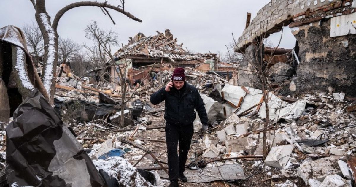 Российские войска нанесли ракетный удар по школе Житомира