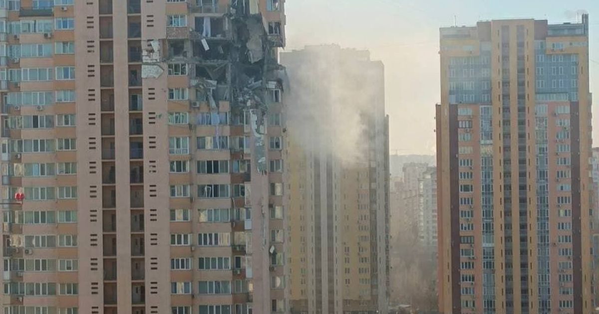 Год атак по Киеву: Россия повредила более 700 зданий, убила 160 гражданских, среди них – 5 детей
