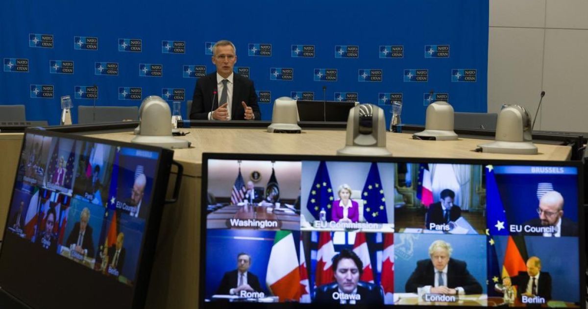 Министры обороны стран-членов НАТО в Брюсселе обсуждают противостояние российской угрозе