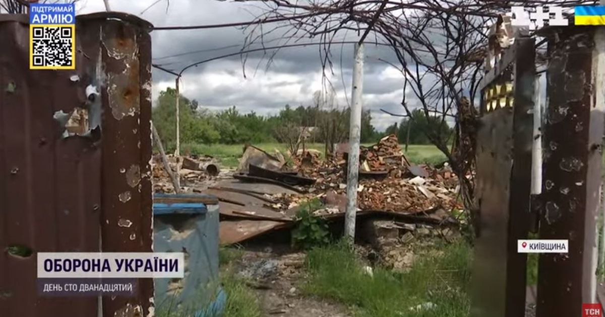 Кадыровцы выжгли целую деревню на Киевщине, но местные возвращаются туда каждый день, чтобы обработать огороды