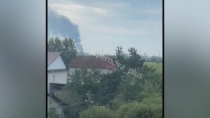 Російську Перм атакували дрони, у Мережі пишуть про удар по НПЗ — відео