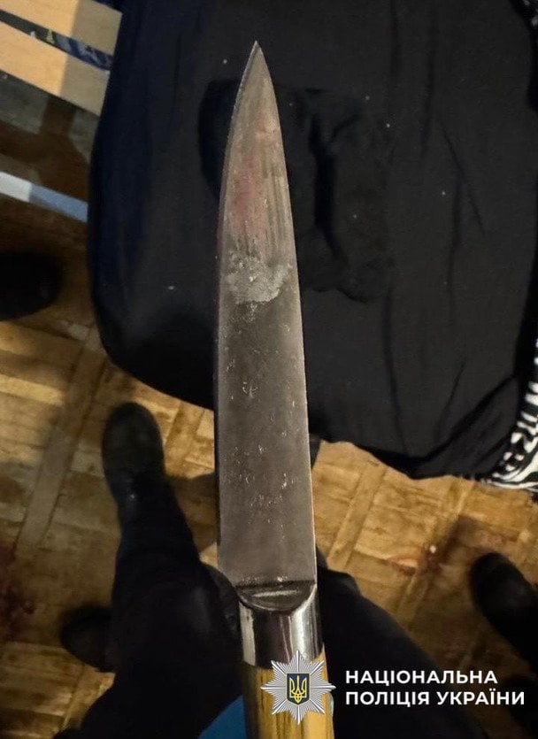 У Києві 24-річний молодик ледь не зарізав 25-річного товариша / © Поліція Києва