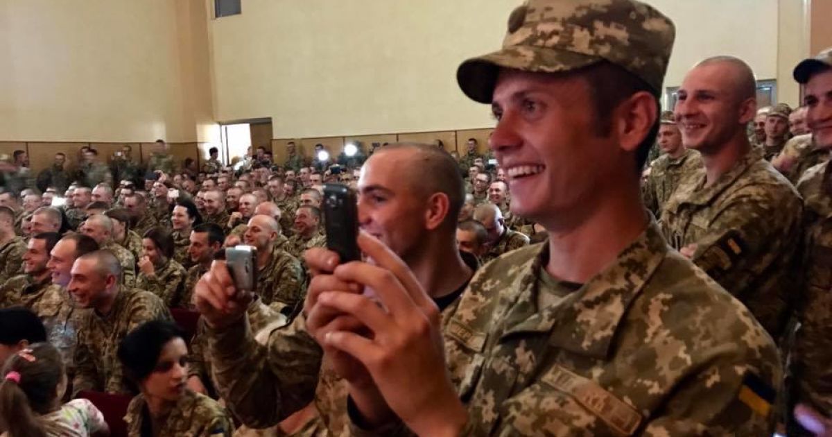 "Квартал 95" з військовими_4 / © Пресс-служба студии "Квартал 95"