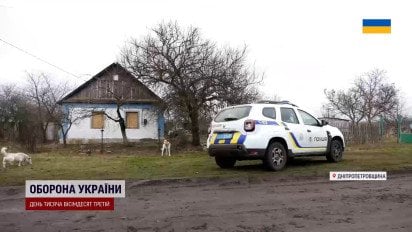 До линии фронта – 5 км! А полиции приходится уговаривать людей уезжать!