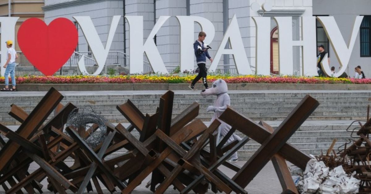 В Киеве чувствуется запах гари: людям объяснили, что произошло