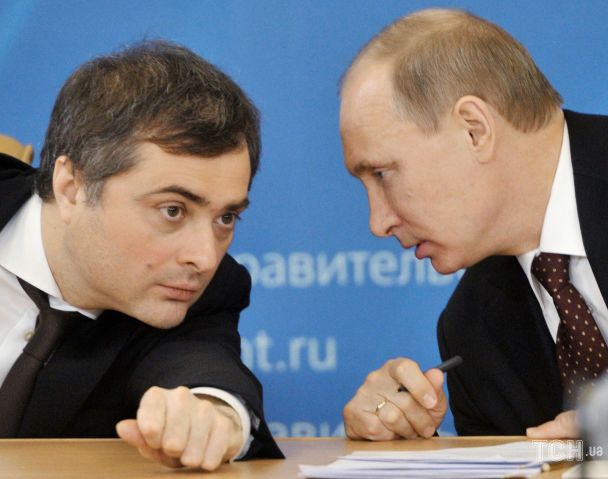 Владислав Сурков и Путин / © Associated Press