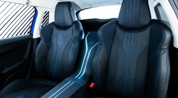 Peugeot 2008 Kyanit