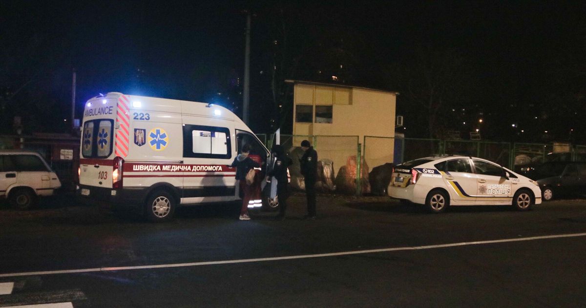 У Києві чоловіка побили, обстріляли і "задули" газовим балончиком