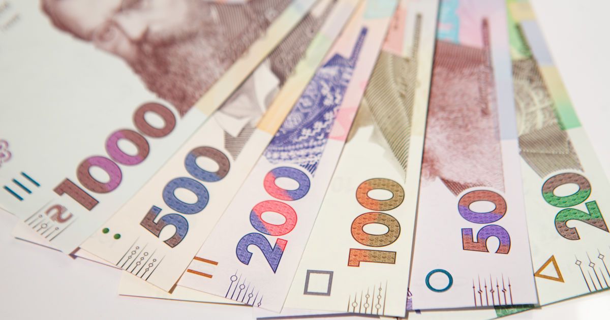 Українцям підвищили соцвиплати для догляду за дітьми з інвалідністю
