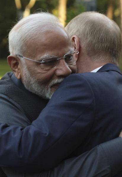 Нарендра Моді і Володимир Путін.