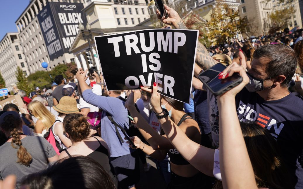 © Associated Press
