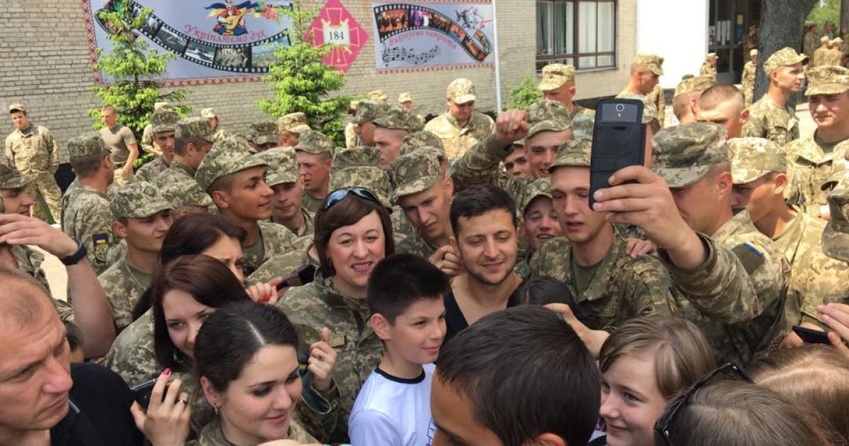 "Квартал 95" з військовими_12 / © Пресс-служба студии "Квартал 95"