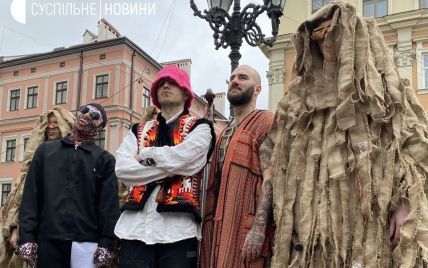 Kalush Orchestra во Львове на Площади Рынок исполнил Stefania и заявил, что едет на "Евровидение"
