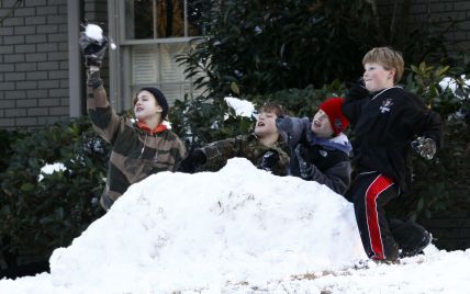 В американском городе могут позволить играть в снежки после 57-летнего запрета
