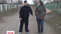 Боец без двух ног помогает семьям погибших