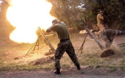 В Минске продолжаются переговоры об отводе "легкого" вооружения на Донбассе