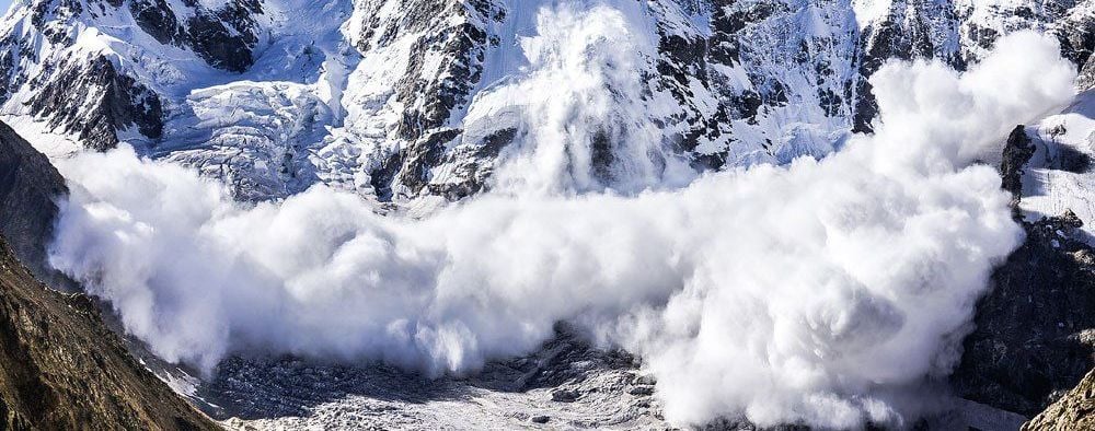 Рятувальники попередили про небезпеку сходження лавин в українських горах