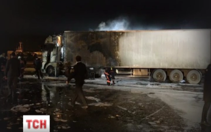Стали известны новые подробности взрыва украинского грузовика в Стамбуле: вокзал охватил пожар