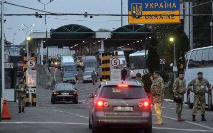 Украина закрывает КПП из-за коронавируса: какая ситуация на границе и как будут работать ограничения