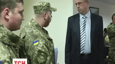 Прокурора Краматорска сегодня показательно задержали за взяточничество