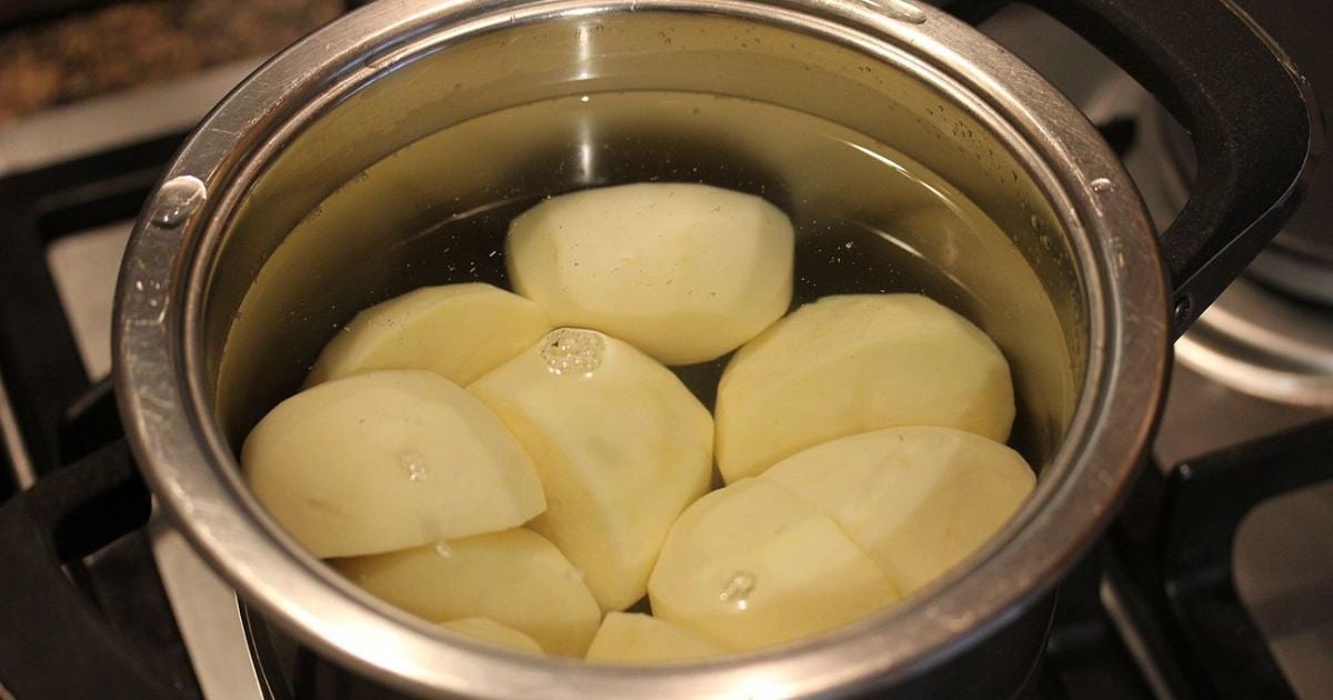Як правильно варити картоплю