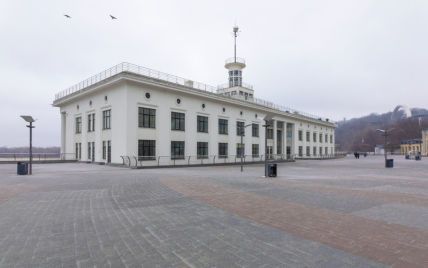 У Києві завершено реставрацію будівлі Річкового вокзалу: що там зараз
