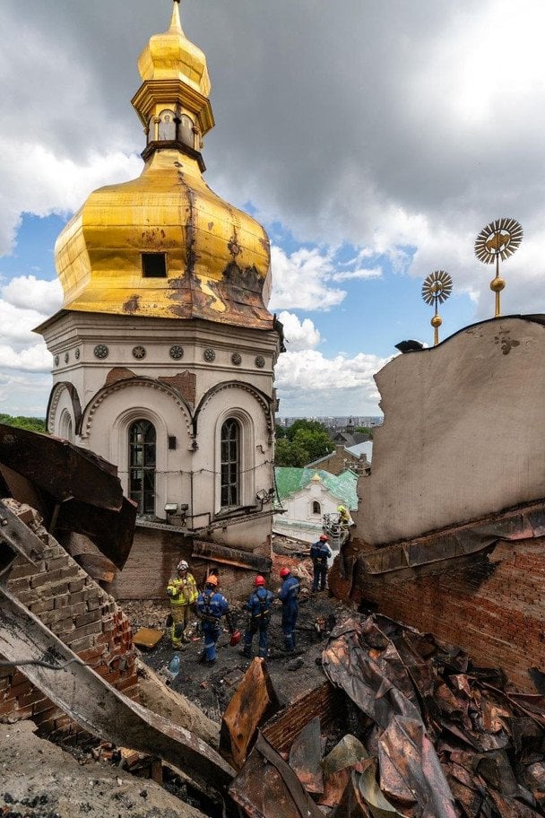 Наслідки російського удару по Києво-Печерській Лаврі / © Генеральний штаб ЗСУ / Facebook