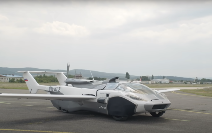 Летючий автомобіль із двигуном від BMW отримав дозвіл на польоти