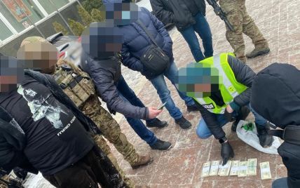 Вимагали 1 млн доларів вигаданого боргу: у Києві викрили групу злочинців (фото)