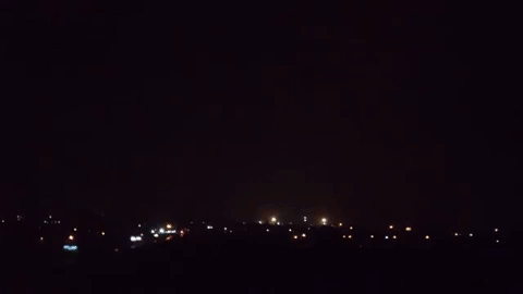 Вода затопила улицы и смывала брусчатку: Киев накрыл мощный ливень с молниями и градом