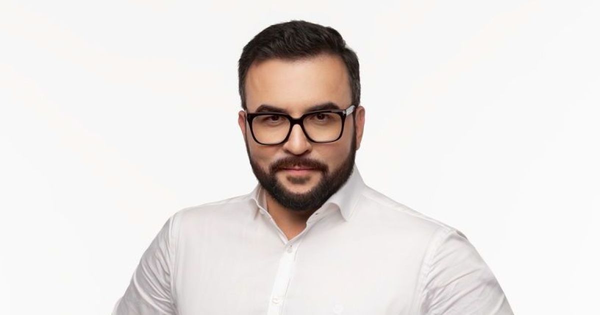Ведущий "Сніданку з 1+1" Руслан Сеничкин впервые рассказал о племяннице и показал ее фото