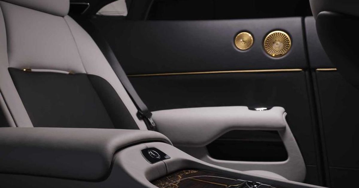 Rolls-Royce Wraith Eagle VIII_8 / © auto.geenius