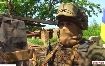 Интенсивный бой, тишина и снова обстрел: бойцы "Азова" рассказали о ситуации на передовой под Горловкой
