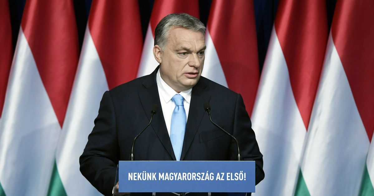Прем'єр Угорщини погрожує виходом з Європейської народної партії та створенням коаліції з Польщею